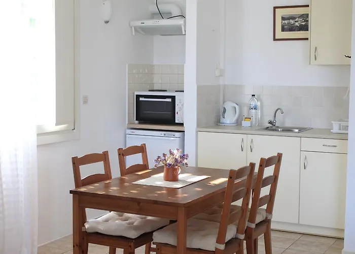 Eleonas Appartement *